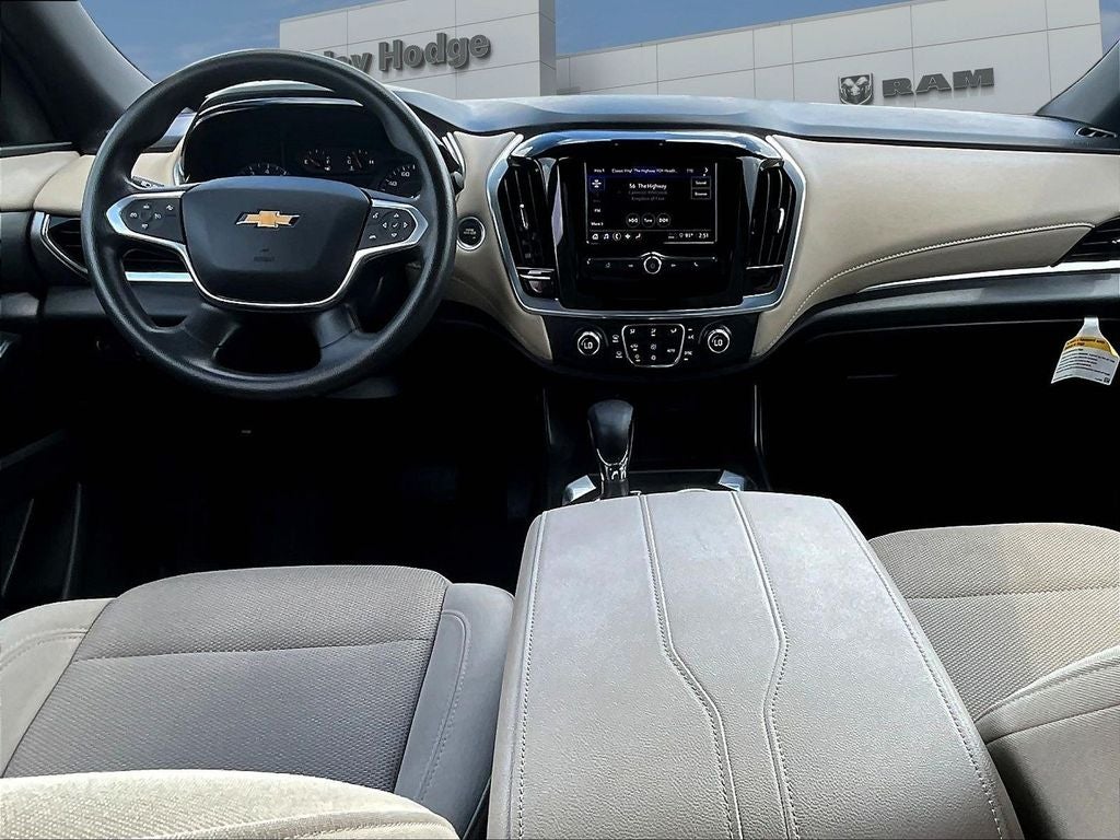 2023 Chevrolet Traverse LS