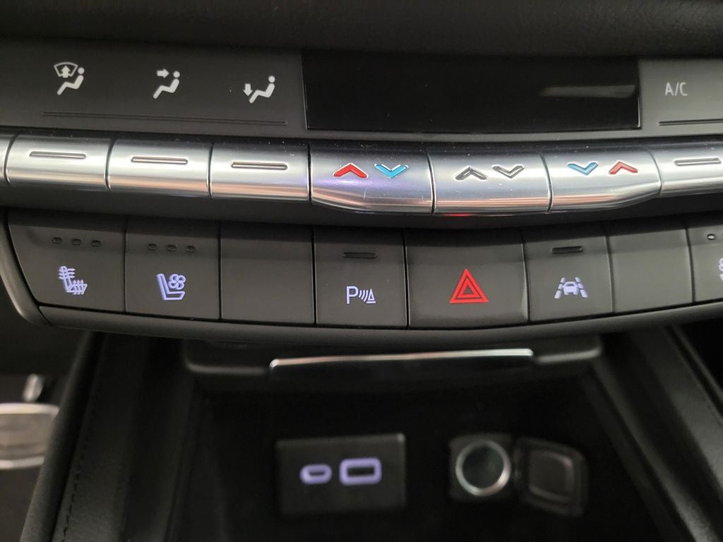 2023 Cadillac XT4 Sport