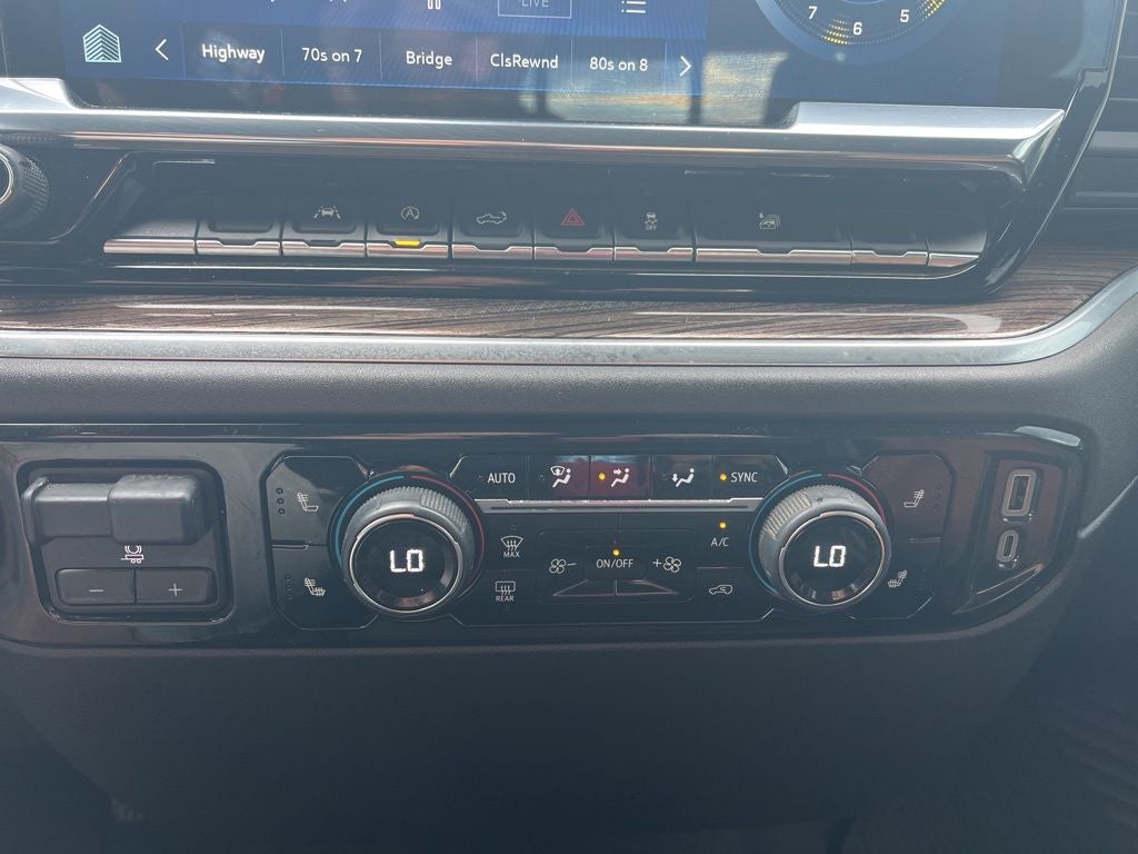 2024 Chevrolet Silverado 1500 LT LT1