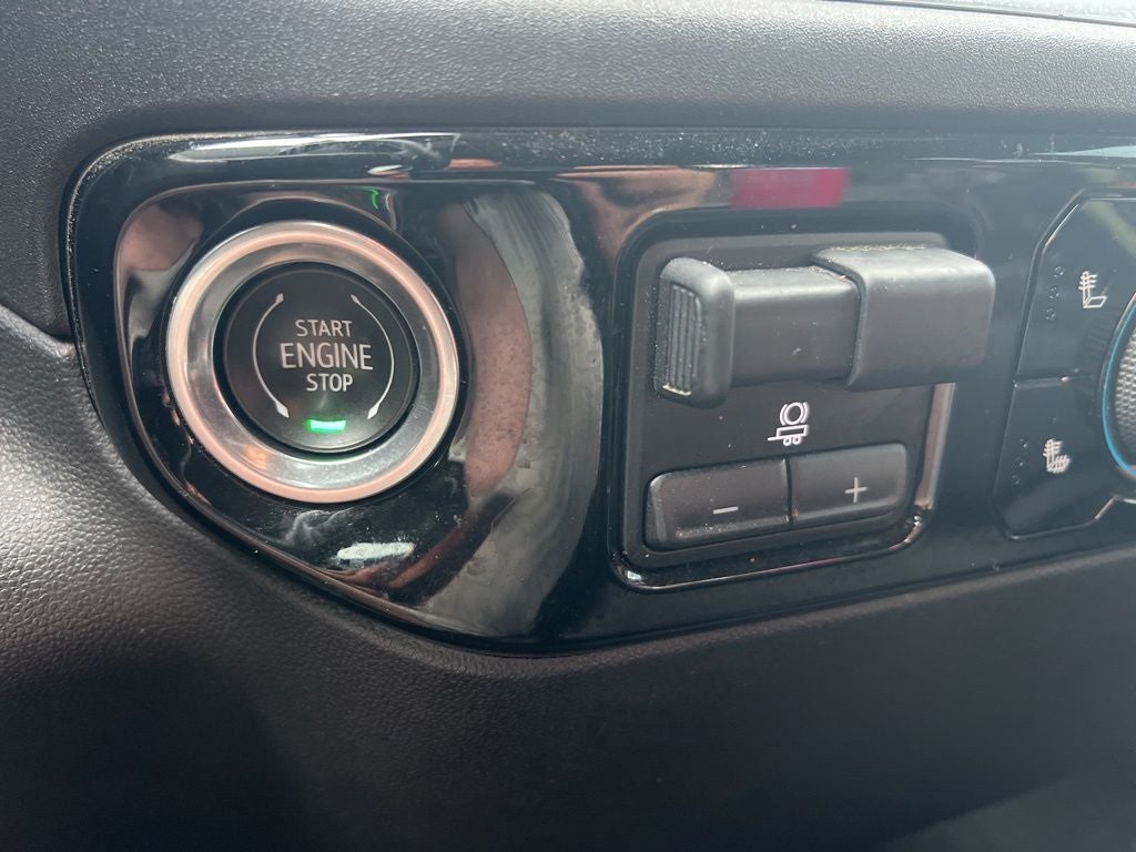 2024 Chevrolet Silverado 1500 LT LT1