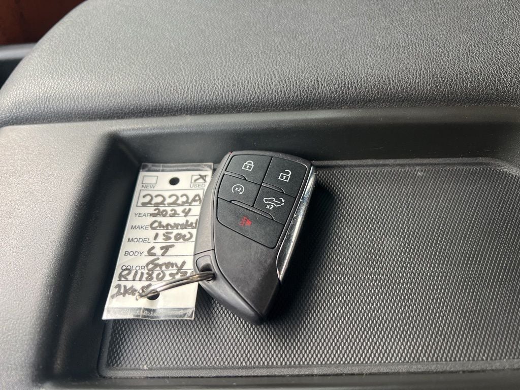 2024 Chevrolet Silverado 1500 LT LT1