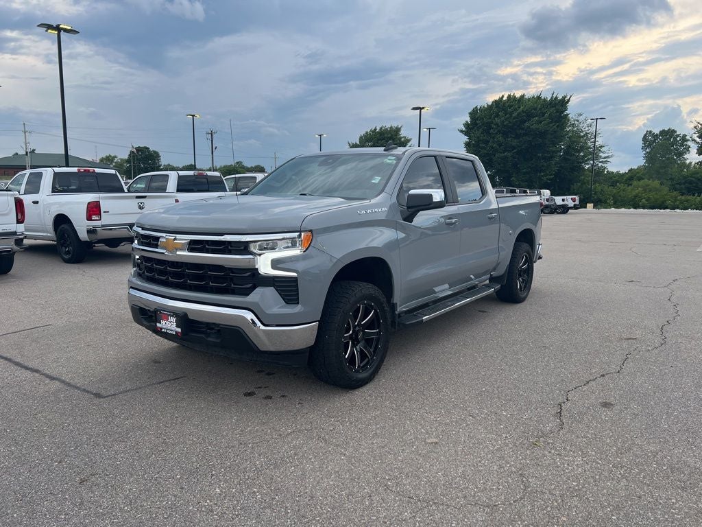2024 Chevrolet Silverado 1500 LT LT1