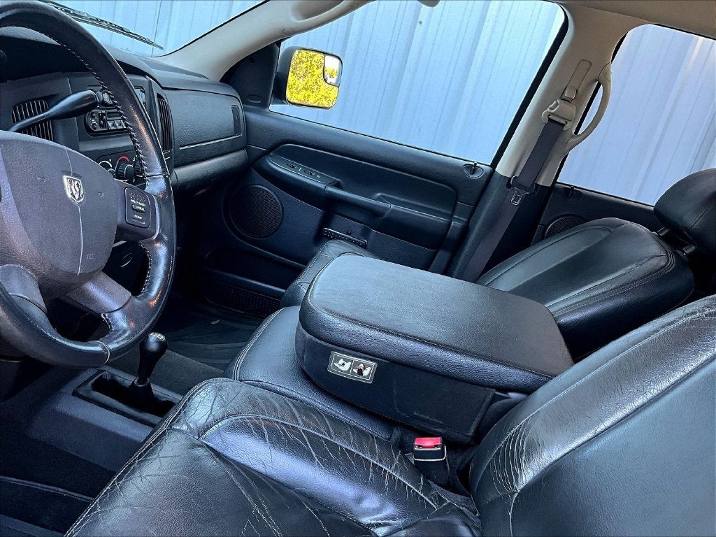 2004 Dodge Ram 3500 SLT