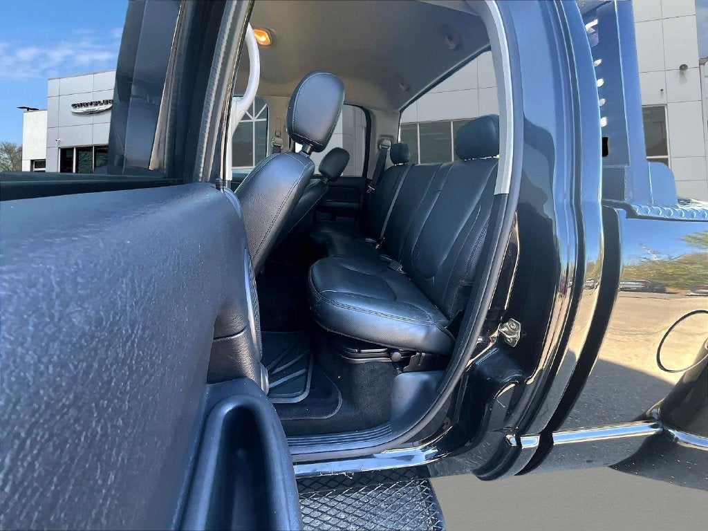 2004 Dodge Ram 3500 SLT