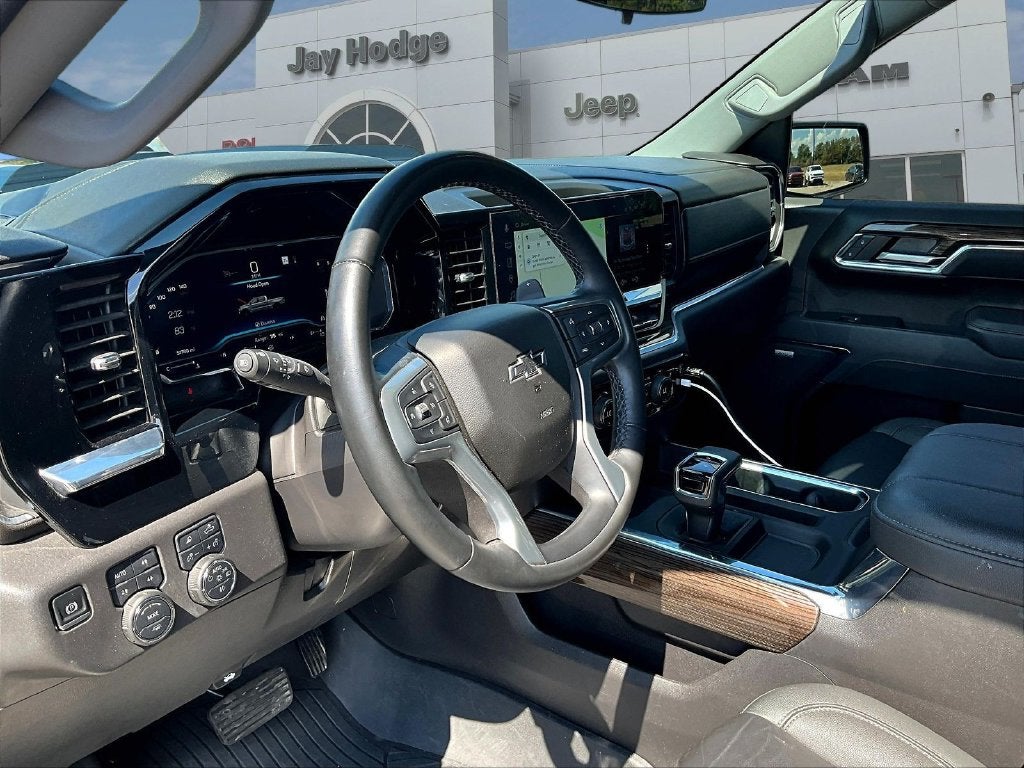 2025 Chevrolet Silverado 1500 LT Trail Boss