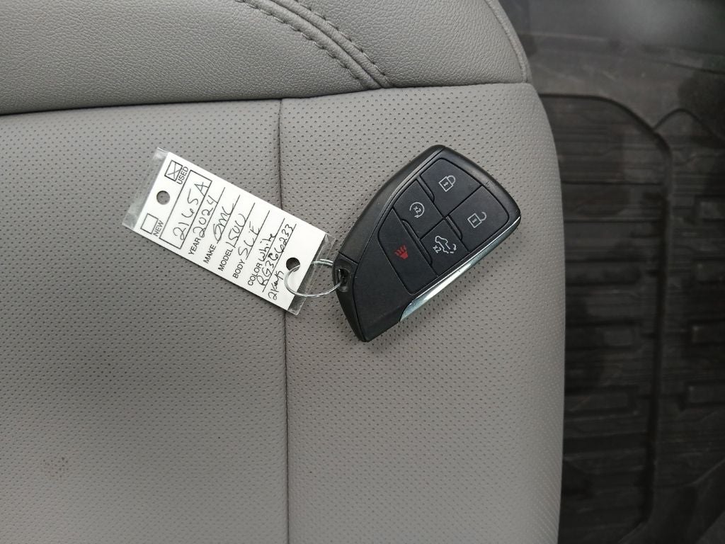 2024 GMC Sierra 1500 SLT