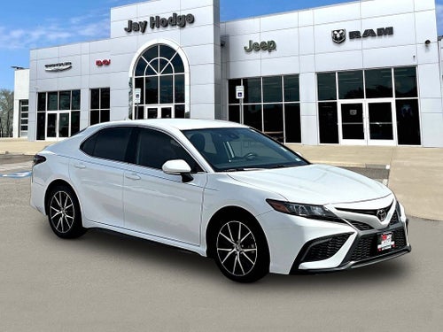 2022 Toyota Camry SE Nightshade