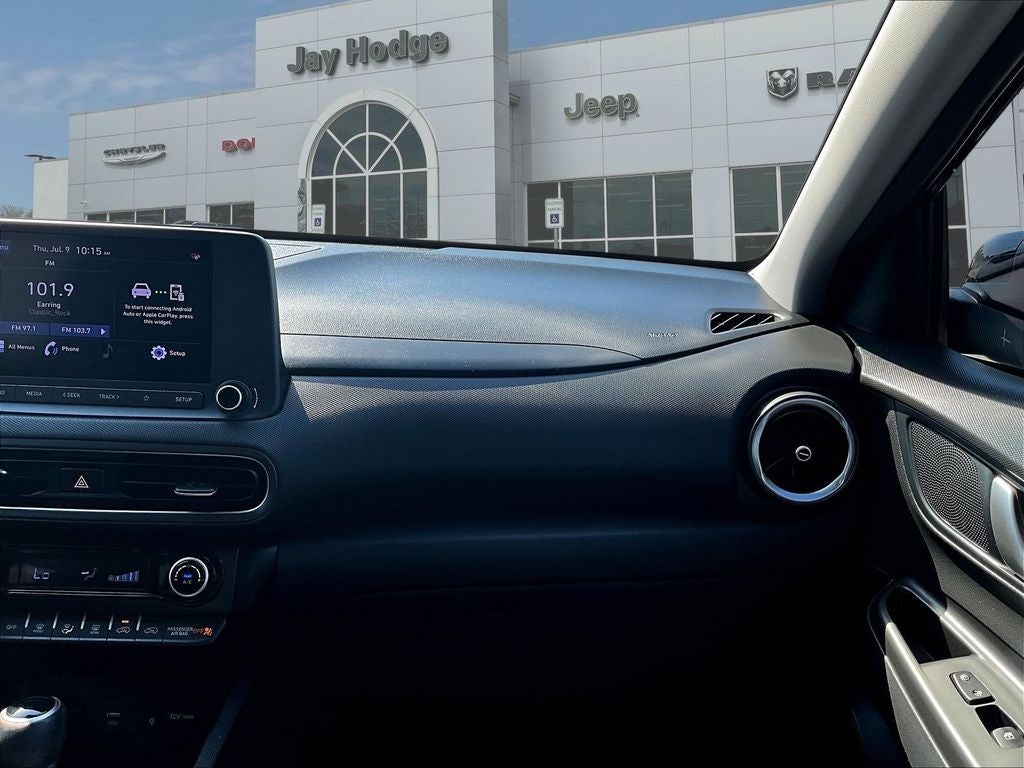 2022 Hyundai Kona SEL
