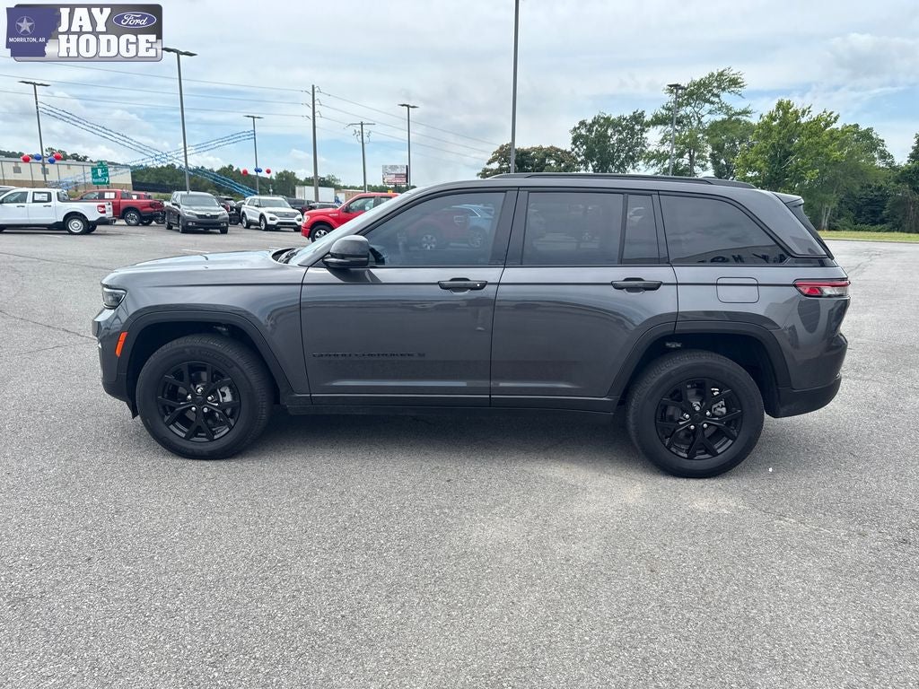 2025 Jeep Grand Cherokee Altitude