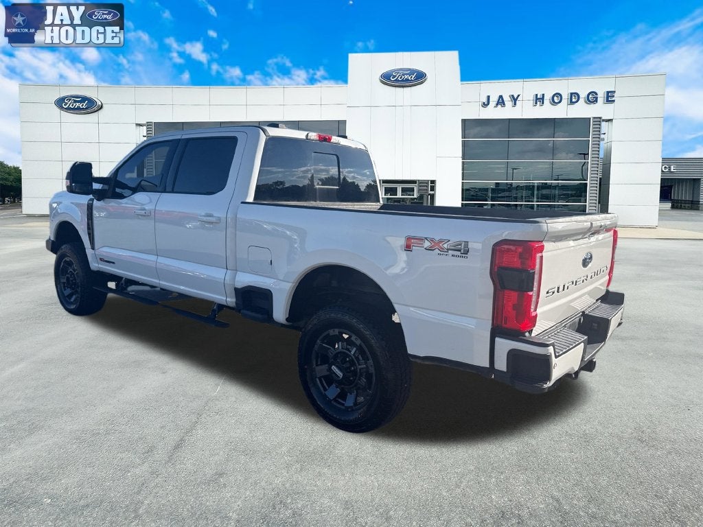 2023 Ford F-350SD Lariat