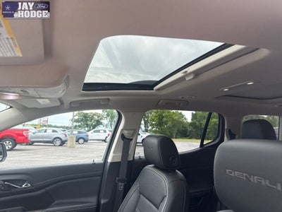 2020 GMC Acadia Denali