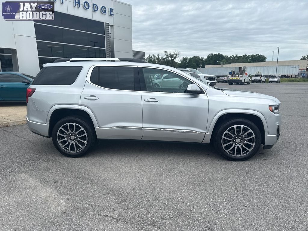 2020 GMC Acadia Denali