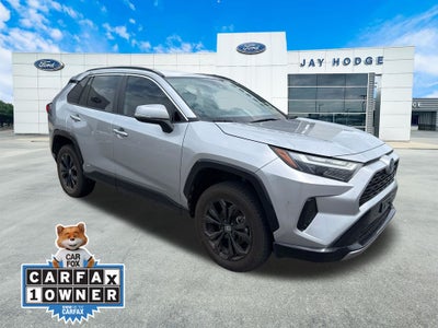2023 Toyota RAV4 Hybrid SE