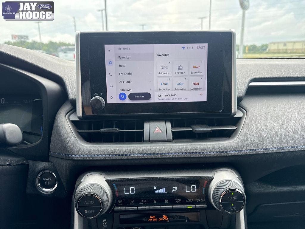 2023 Toyota RAV4 Hybrid SE