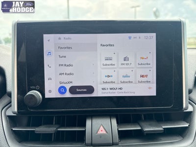 2023 Toyota RAV4 Hybrid SE