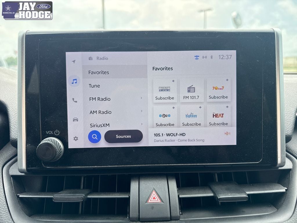 2023 Toyota RAV4 Hybrid SE