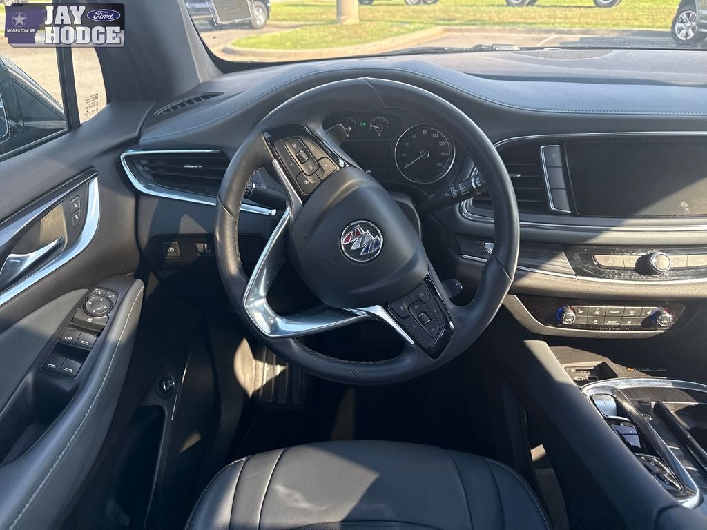 2022 Buick Enclave Essence