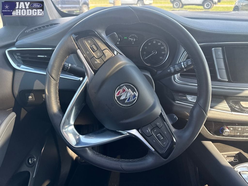 2022 Buick Enclave Essence