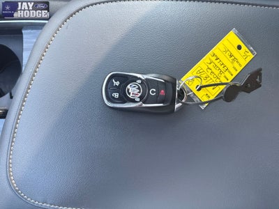 2022 Buick Enclave Essence