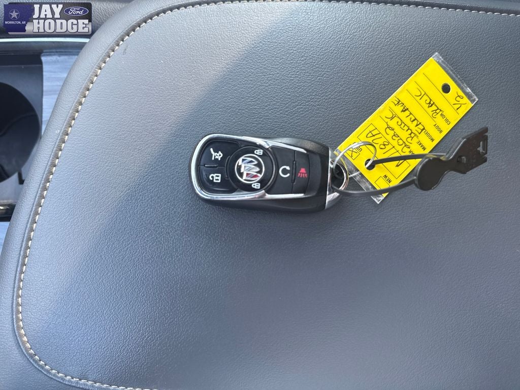 2022 Buick Enclave Essence
