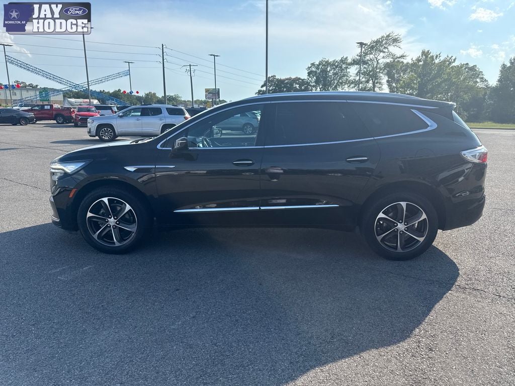 2022 Buick Enclave Essence