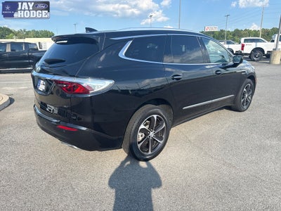 2022 Buick Enclave Essence