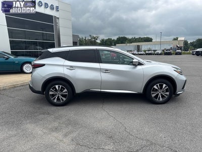 2023 Nissan Murano SV