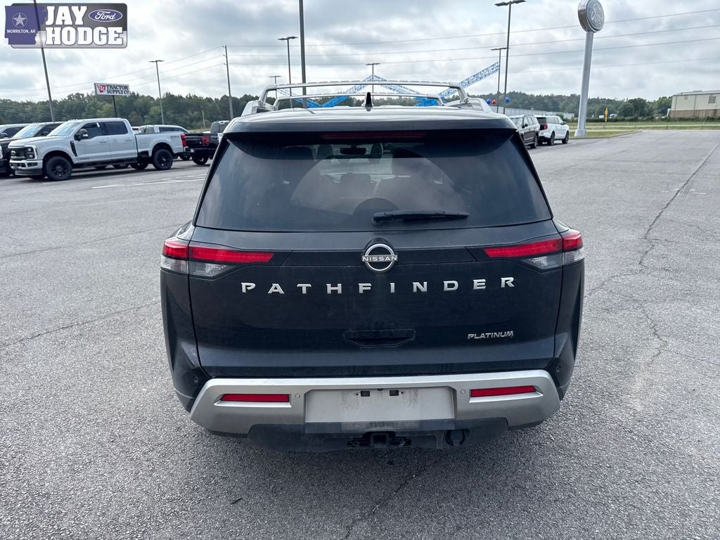 2025 Nissan Pathfinder Platinum