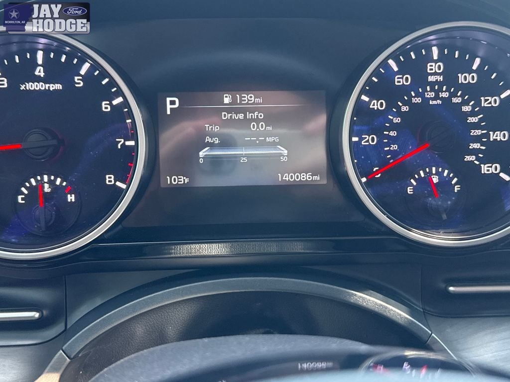 2022 Kia Carnival SX