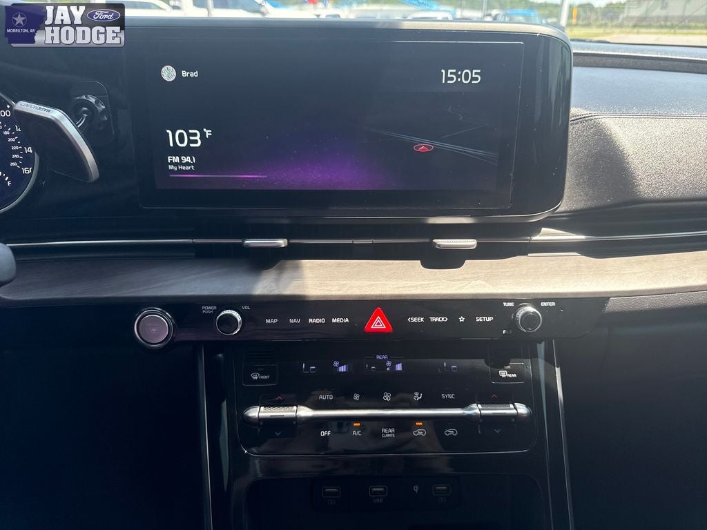 2022 Kia Carnival SX