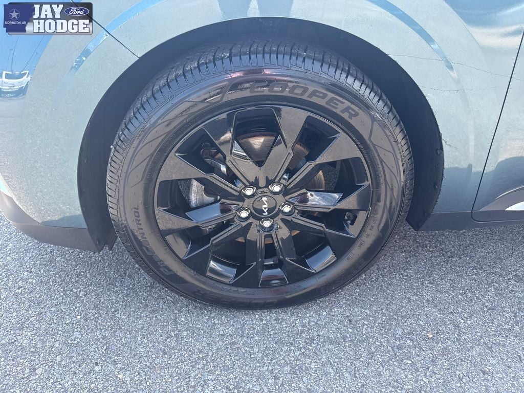 2022 Kia Carnival SX