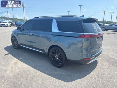 2022 Kia Carnival SX