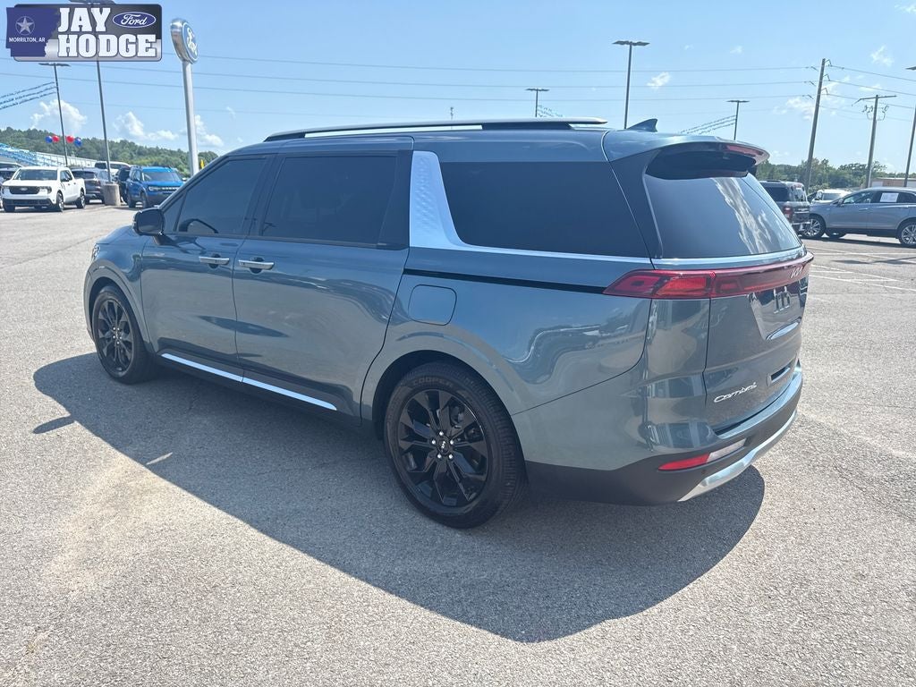 2022 Kia Carnival SX