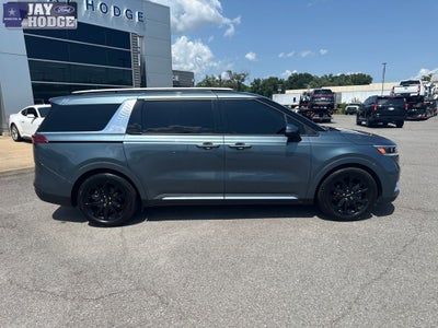 2022 Kia Carnival SX